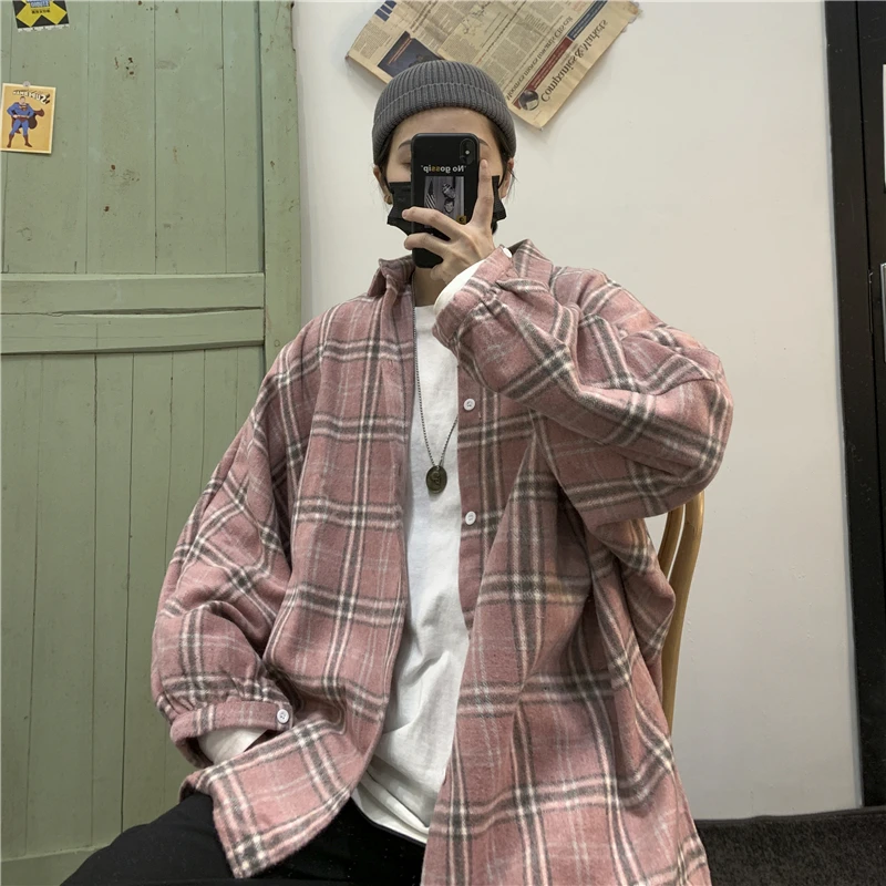 Мужская свободная рубашка с длинным рукавом утепленная тканевая в клетку