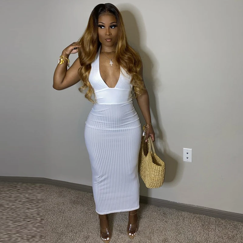 

Платье-Макси женское трикотажное с открытыми плечами и глубоким V-образным вырезом