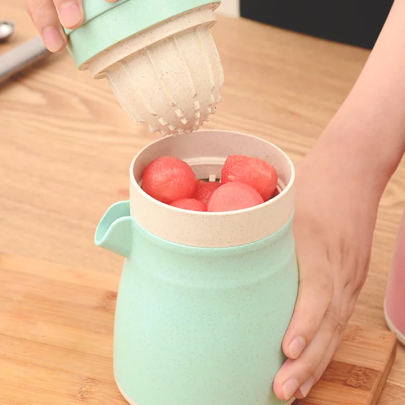 

Mini Slow Manual Juicer Blender Machine Portable Blender Bottle Easy Fresh Juice Maker Batidora Portatil Blender Bottle