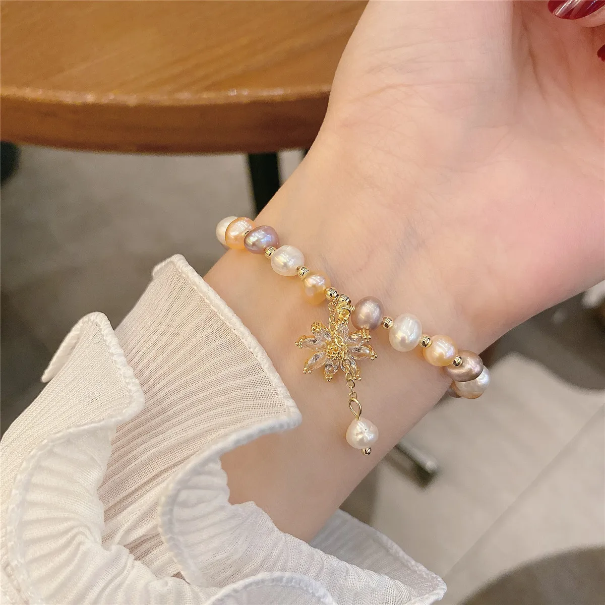 

Korean Version of Micro-inlaid Zircon Flower Bracelet, Women's Freshwater Pearl Bracelet