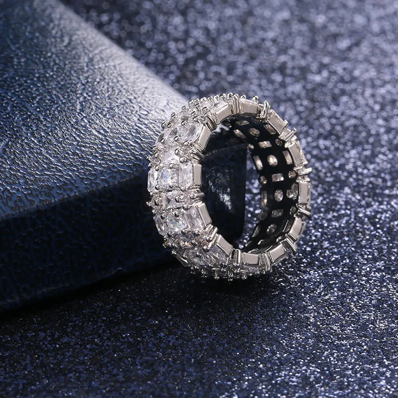 Женское кольцо из серебра 925 пробы с фианитом|Кольца| |