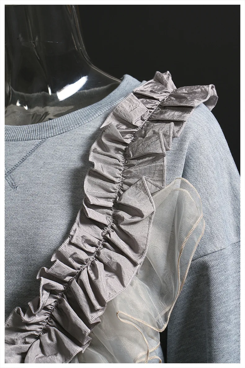 

ZCSMLL grey tops Women's 2021 new European goods pleated disc flower decoration wild pullover loose sweater