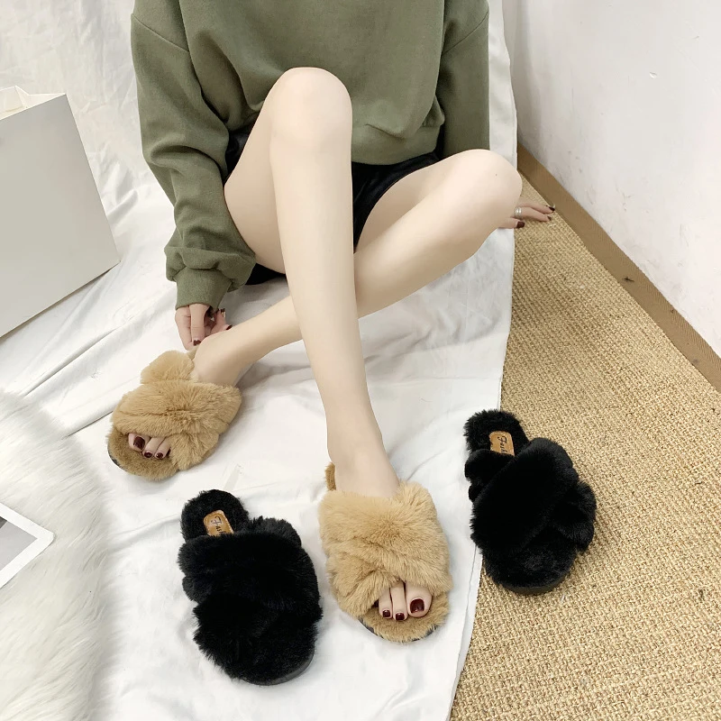 

Winter female home slippers warm faux fur fashion shoes woman slip on flats designer ladies furry slippers female indoor slides