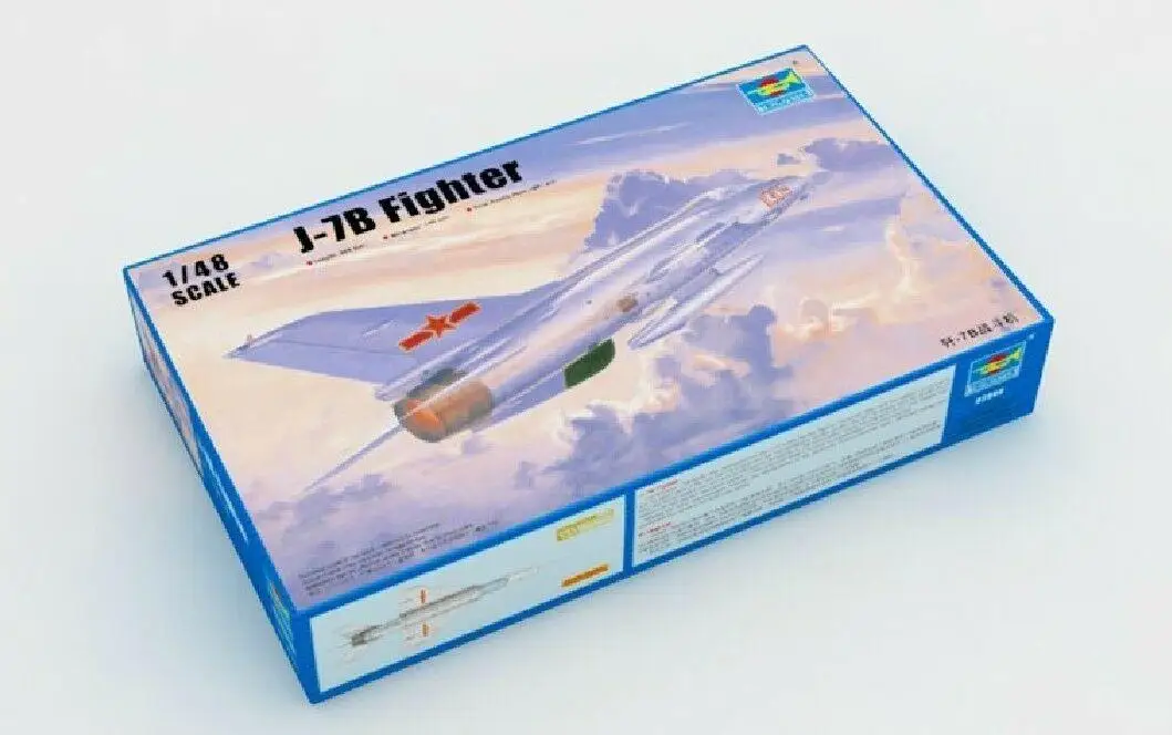 

Модель Trumpeter 1/48 02860 ВВС НОАК J-7B истребитель