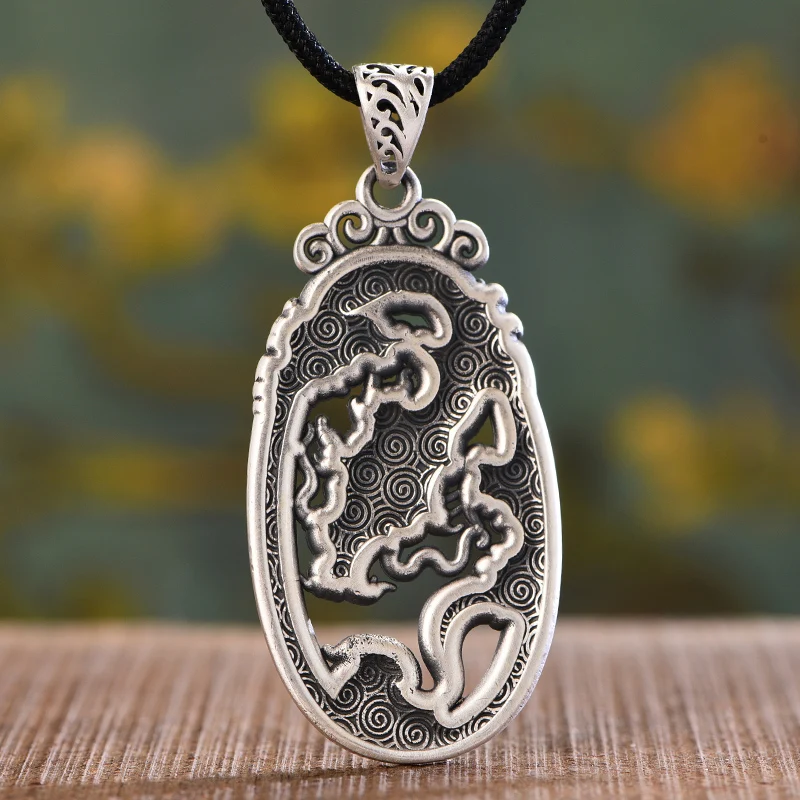 

New Men's Pendant Blue Dragon Necklace Silver Domineering Personality Hollow Pendant Sweater Chain For Boyfriend Gift Fashion