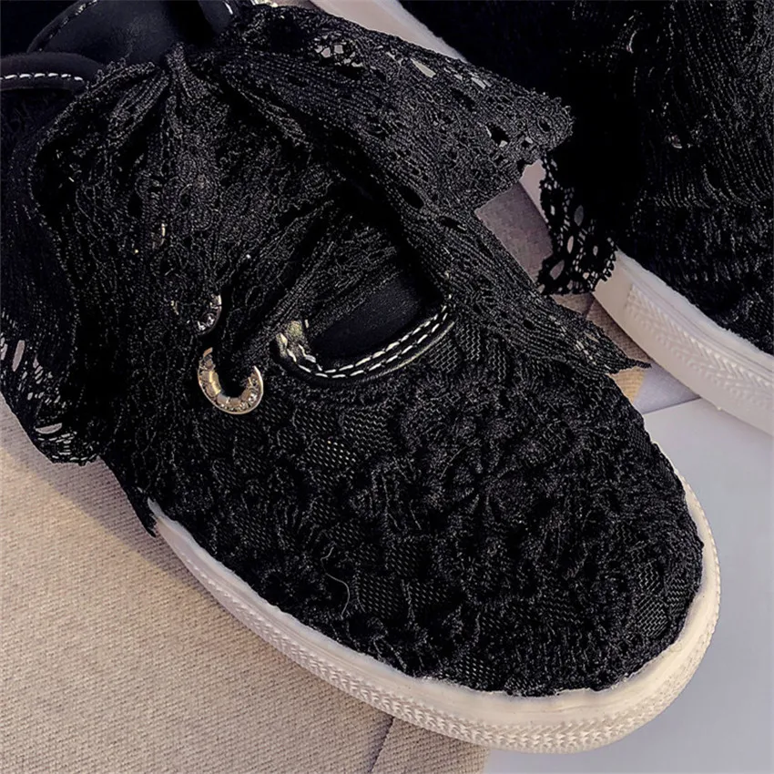 

Women Shoes Breathable Mesh Hollow Female Network Soft Lightweight Casual Shoes dames damesschoenen Soft Small Big Size 30 - 44