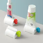 Ручной выдавливатель для зубной пасты, продукт для ванной комнаты, средство для очистки лица, ручная зубная паста, пристегивающаяся портативная зубная паста, Сжимаемый артефакт