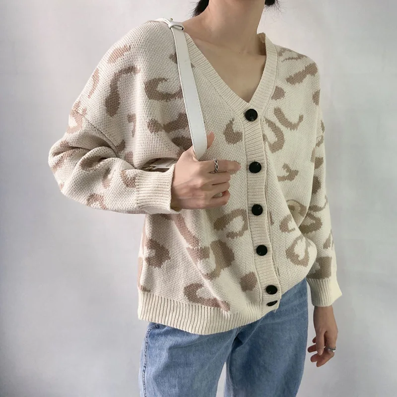 

Women Autumn Knit Sweater Ladies Button-down Leopard Pattern Long Sleeve V-neck Cardigan