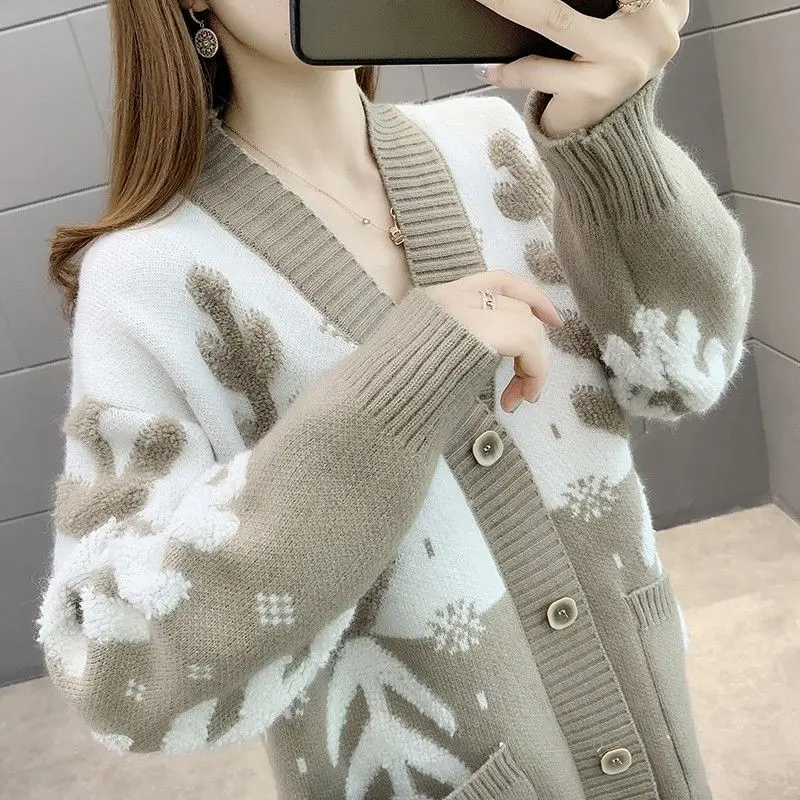 

2020 women's autumn winter cardigan loose casual women's sweater wool V-neck top with buttons 2326
