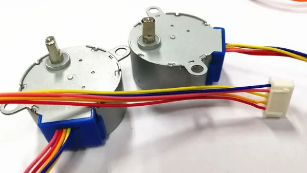 Шаговый двигатель 35BYJ46 12 В постоянного тока 1/85 ccw PM шаговый 130 Ом микро