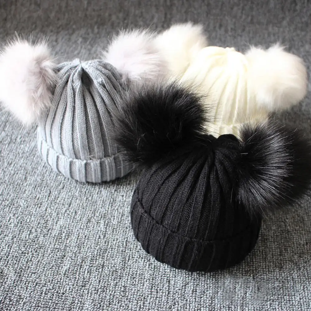 Новинка 2019 теплая вязаная шапка с помпоном и пушистыми помпонами для