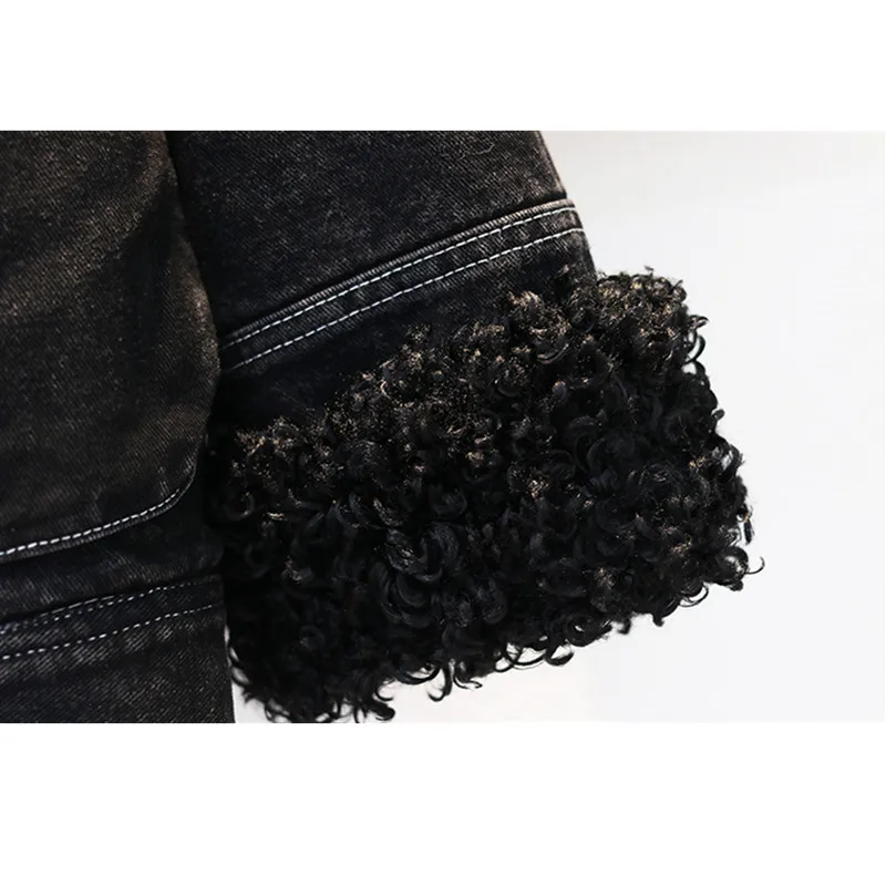

Fashion Winter Thick Warm Black Lamb Fur Liner Jeans Jacket Coat Female Lapel Short Denim Jacket Women Oversized Loose Outerwear