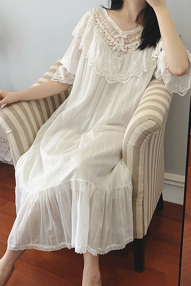 

Mother Woman Nightgown night skirt V-neckline Lace Flower Autumn Winter Sleepwear For Girls Nightdress Cotton Long Sleeve Matchi