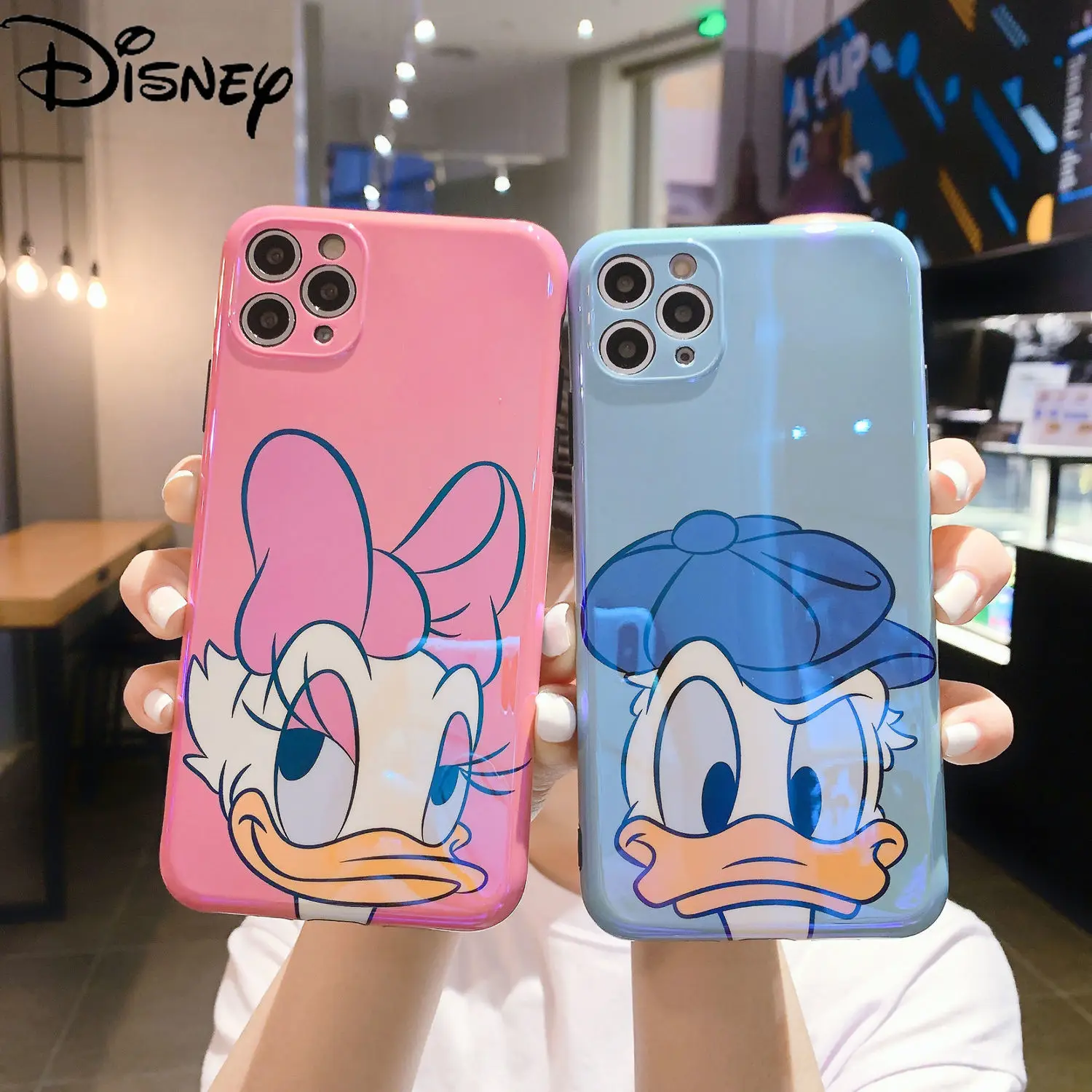 

Disney cartoon cute Donald Duck couple Blu-ray mobile phone case with stand for iPhone12mini /12promax/iPhonex/xs xr/8plus