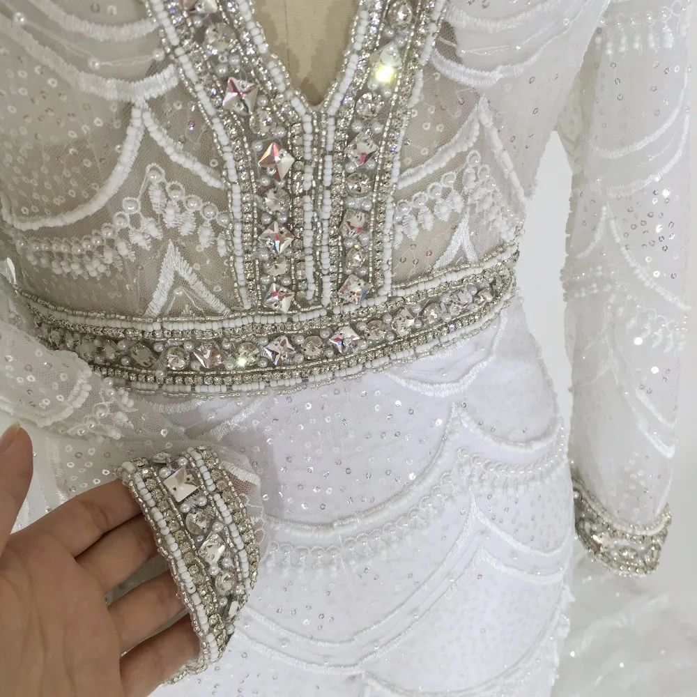 Богемное кружевное свадебное платье с глубоким v образным вырезом русалки