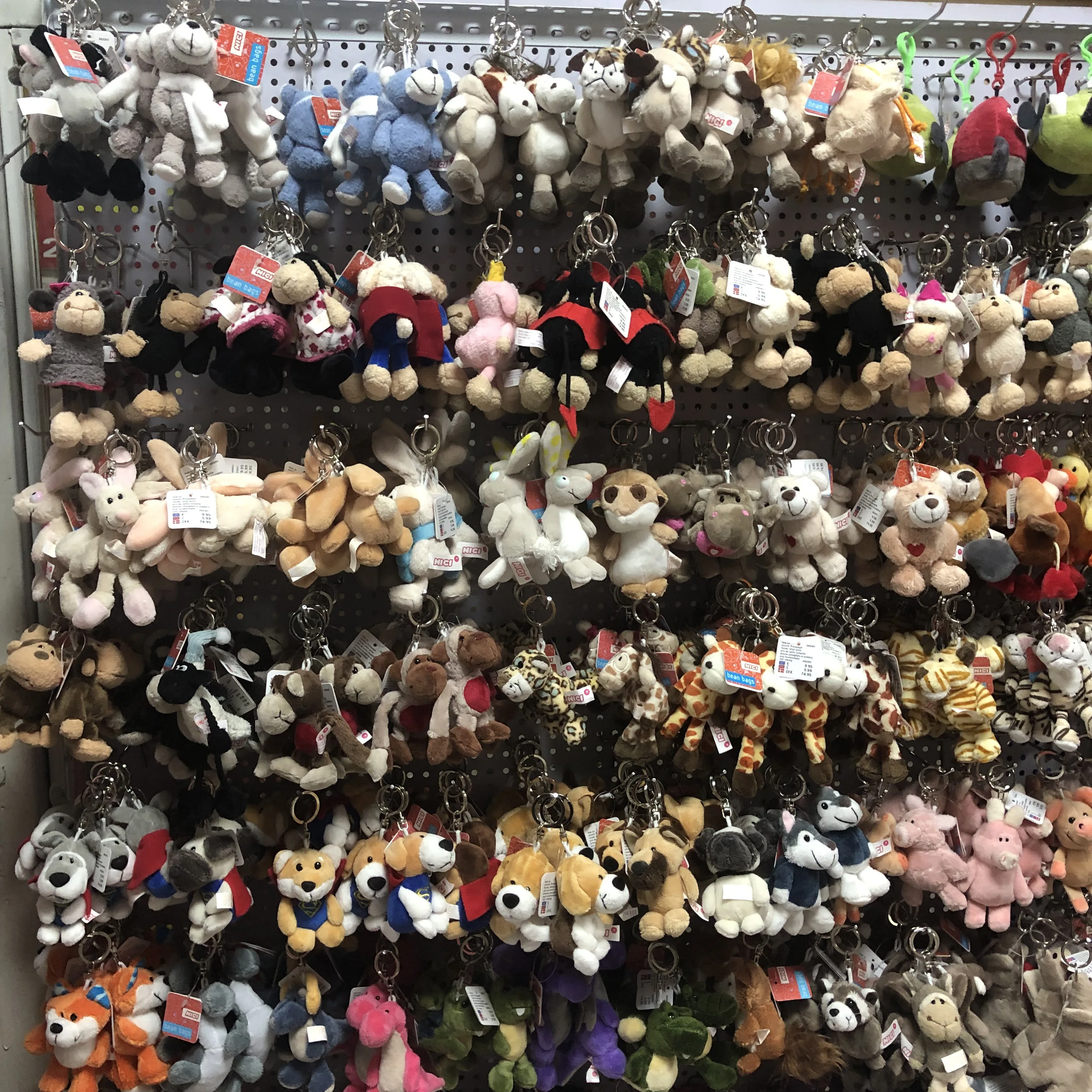 Брелок для ключей с енотом коалой слоном волком 10 см брелок автомобиля подвеска