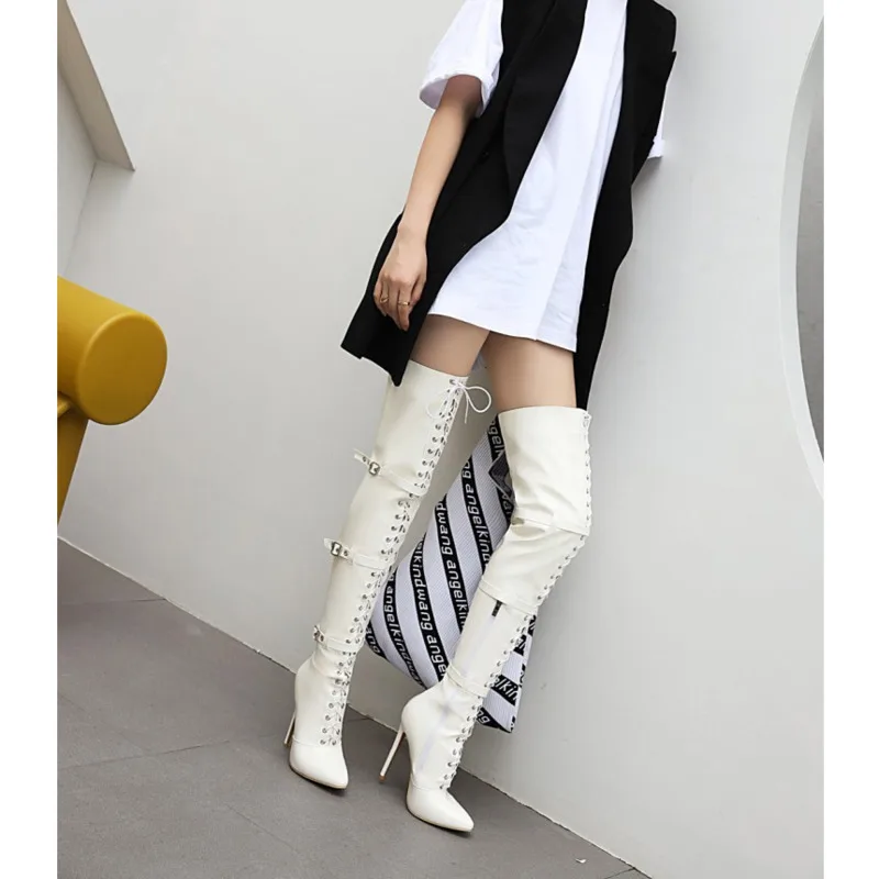 Белые модные женские сапоги выше колена на шпильке новинка 2021 зимние высоком