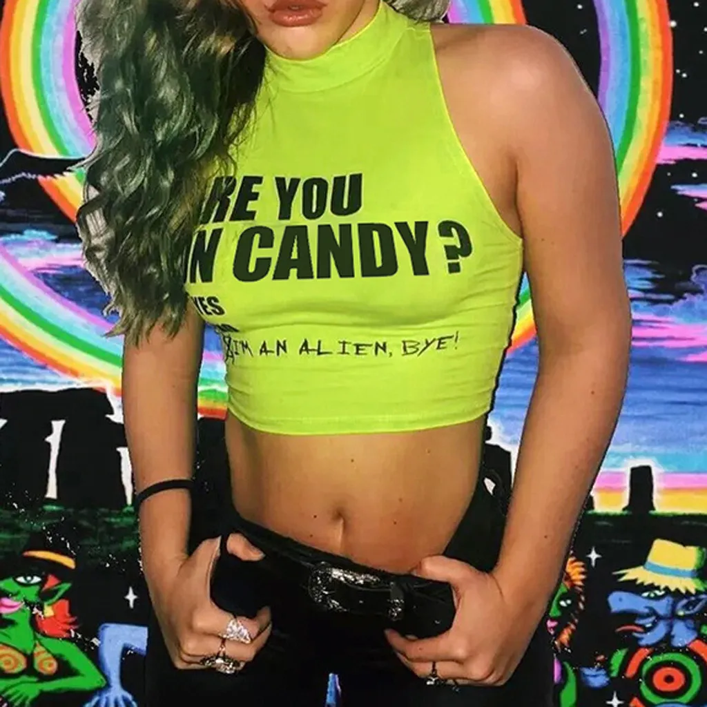 Женские майки с буквенным принтом высоким воротом без рукавов облегающие