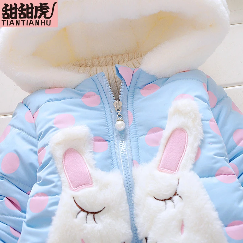 Куртки для маленьких девочек 2018 зимняя теплая куртка с изображением кролика