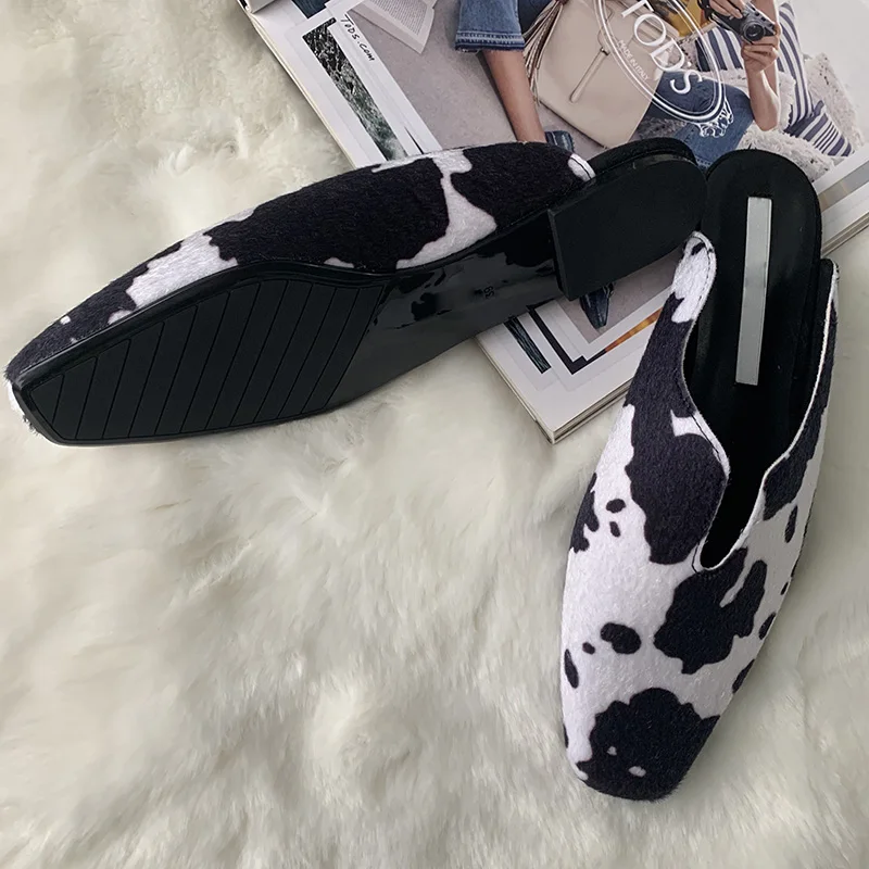 

2021 Early Spring New Color Matching Cow Pattern Baotou Flat Shoes Women Casual Retro Half-Drag Muller Shoes Women