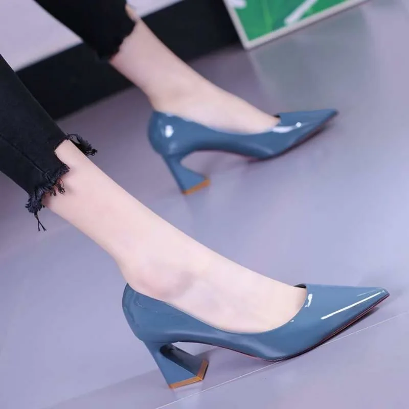 

FHANCHU 2022 Spring High Heels,Office Lady Work Shoes,Women Pumps,Vogue Block Heel,Pointed Toe,Slip on,BLUE,BLACK,RED,Dropship