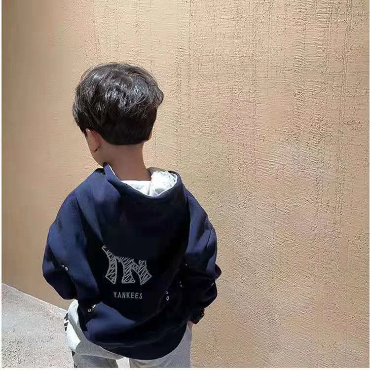 

Children's fashion autumn Hooded Sweater