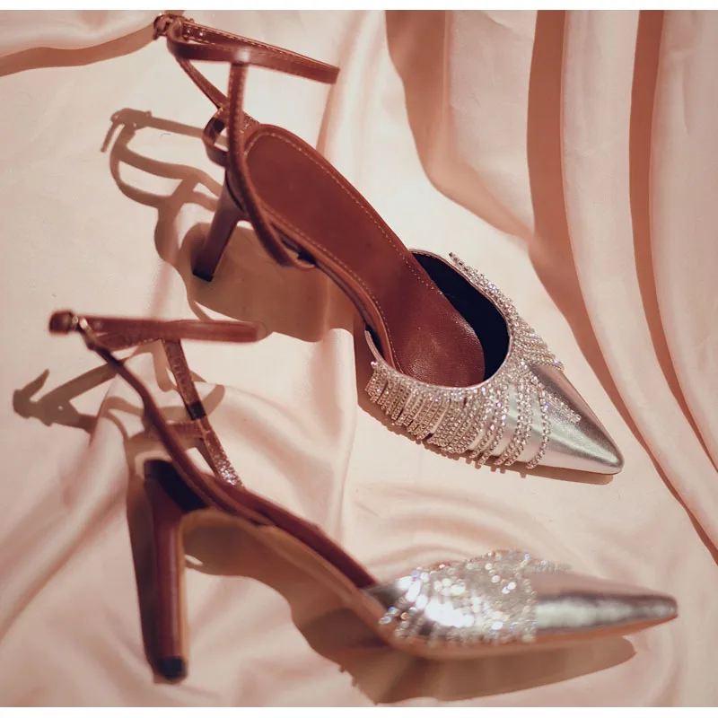 Босоножки женские из овечьей кожи высокий каблук заостренный носок квадратный