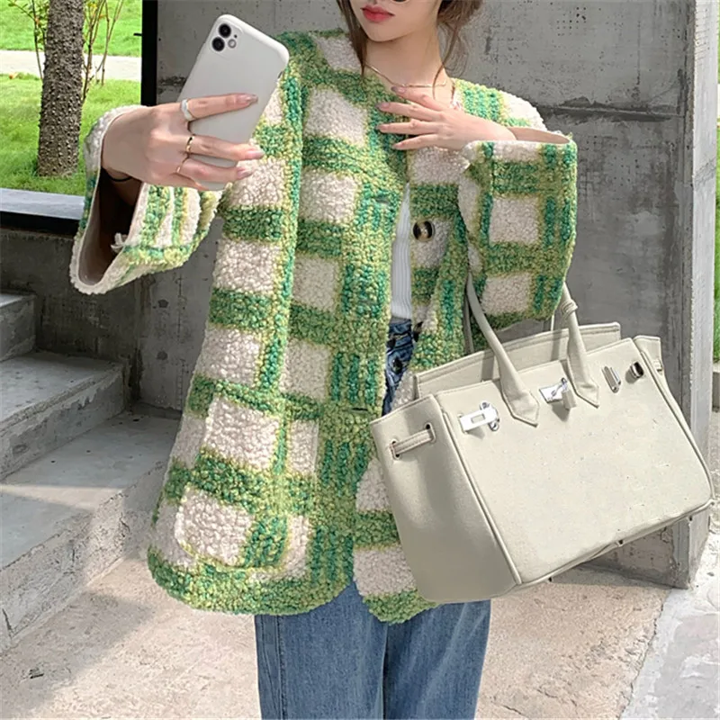 Sungtin Wool Fleece Plaid Coat Women Winter Lamb Faux Fur Overcoat Female Loose Thick Warm Green oversized Jacket Lady Elegant | Женская