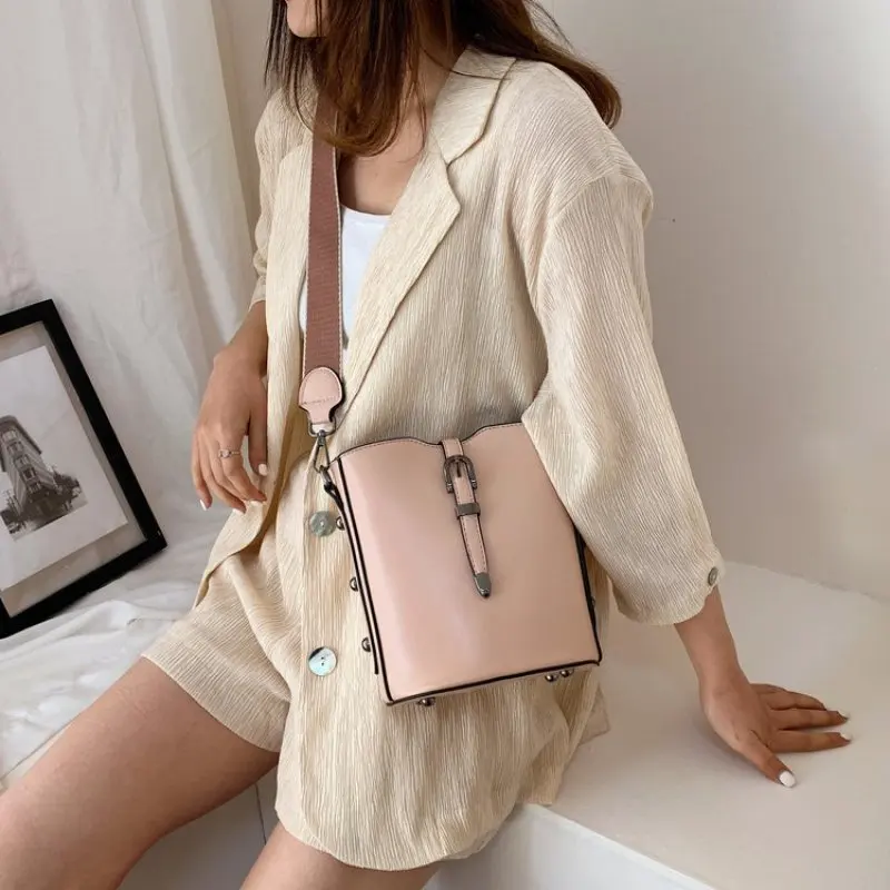 

Pu Leather Women's Handbag Bag Female 2020 New Fashion Simple Shoulder Bag Diagonal Bag Handbag Key Wallet Style Interior Gender