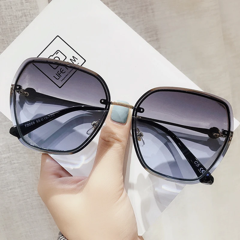 

2021 Frameless Crystal Trimming Polygonal Lens UV Protection Sunglasses Ladies Retro Tide New Sunglasses Women 72059