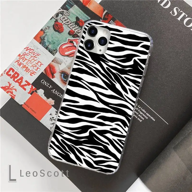 

Zebra Striped Black White Anima Phone Case For iphone 12 5 5s 5c se 6 6s 7 8 plus x xs xr 11 pro max mini