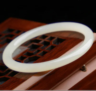 

Zheru Jewelry Natural Hetian Jade White Round Bar 54-64mm Bracelet Elegant Princess Jewelry Best Gift for Mother and Girlfriend