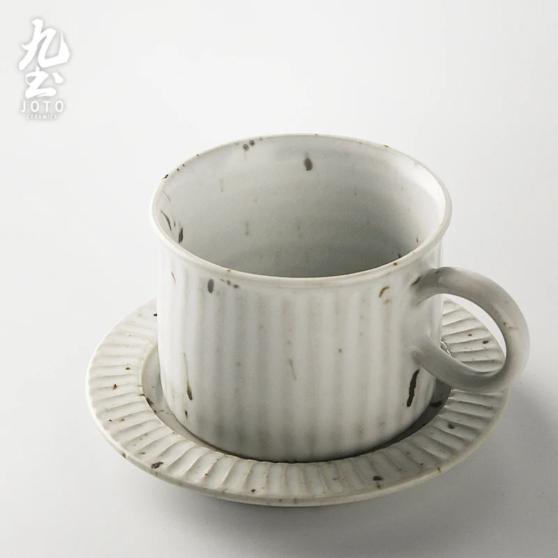 Кофейная чашка и блюдце в стиле ретро керамическая портативная японская