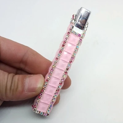 Милые женские тонкие газовые зажигалки, стразы, зажигалка для сигарет, повторная надувная Зажигалка 9,5 см - Цвет: 4