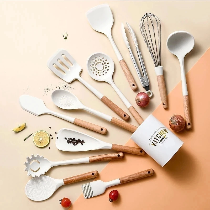 

New White Silicone Kitchenware 1Pcs Non Stick Cooking Pot Kitchen Cookware Spatula Egg Beaters Shovel Soup Spoon Kitchen Gadget