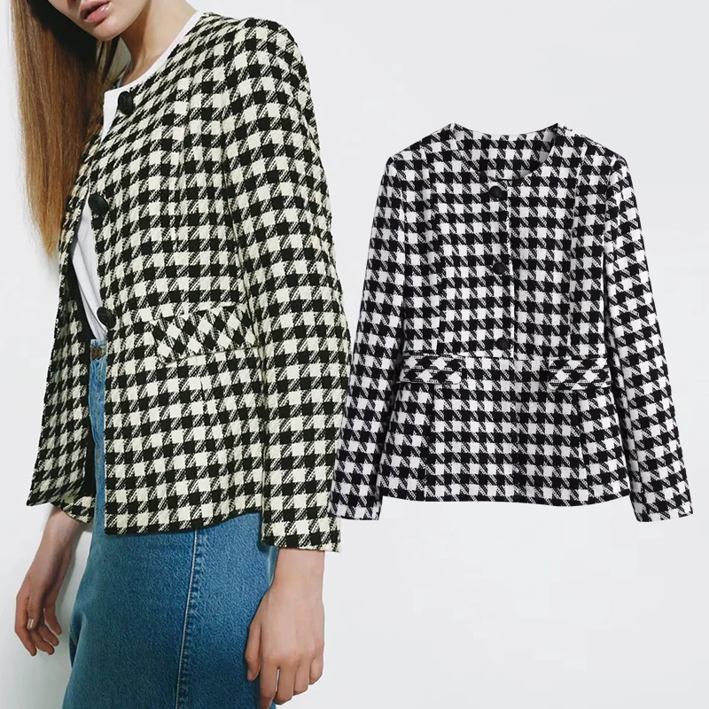 

Coats & Jackets