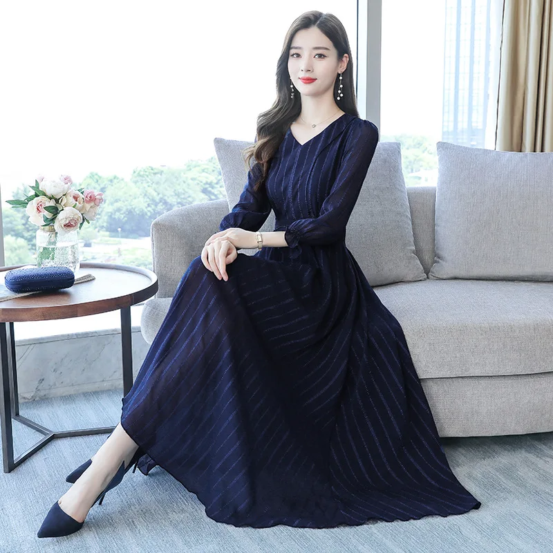 

Long-sleeve fashion trend chiffon dress 2020 fall new waist V-neck striped horn sleeves mid-length skirt girl