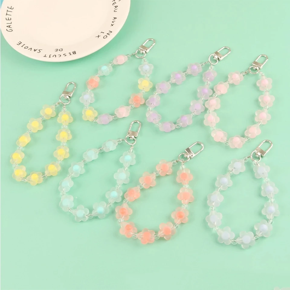

Cute Candy Color Flower Beads Lanyards KeyChains for Women Keyring Car Keychain Bag Backpack Decor Case Pendent Graduate Gifts