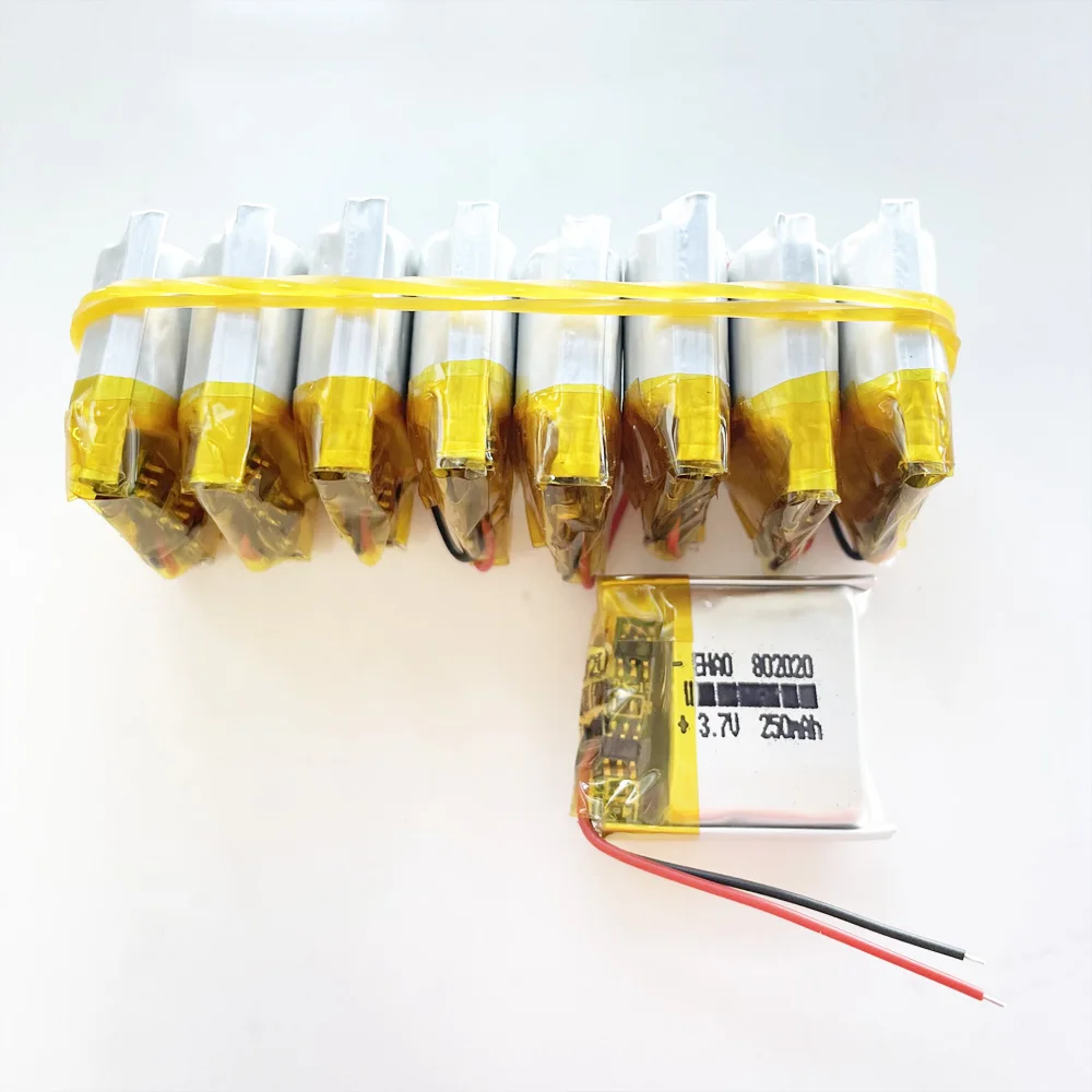 Batteria ricaricabile Lipo ai polimeri di litio da 10 pezzi 802020 3.7V 250mAh per Scanner di Robot di simulazione Bluetooth con penna di registrazione GPS Mp3