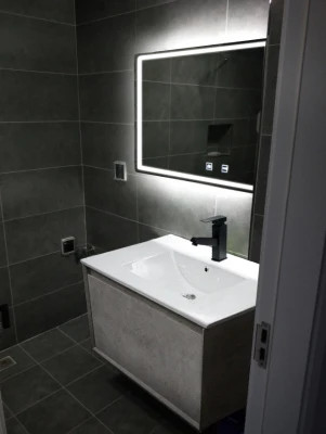 Шкаф для ванной комнаты современный стиль умное размораживающее зеркало| |