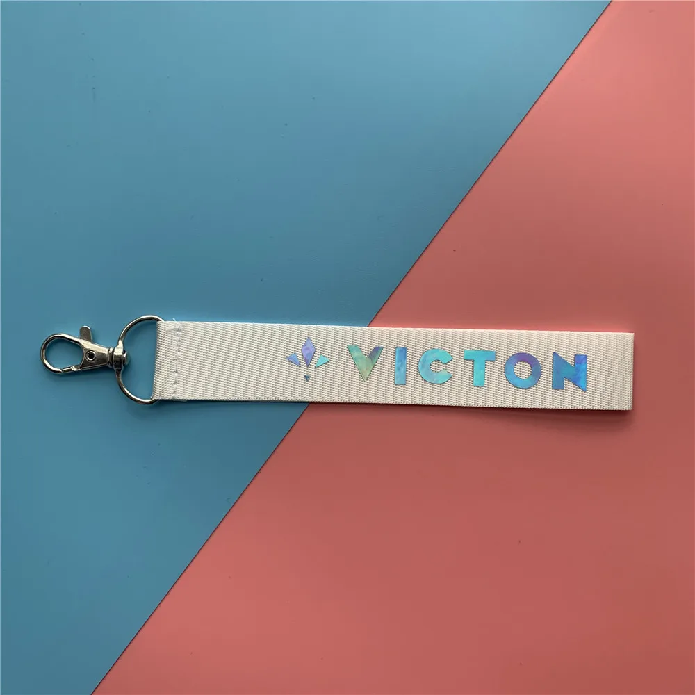 

VICTON ALICE Laser Color Name Letter Mayday Key Chain Accessories