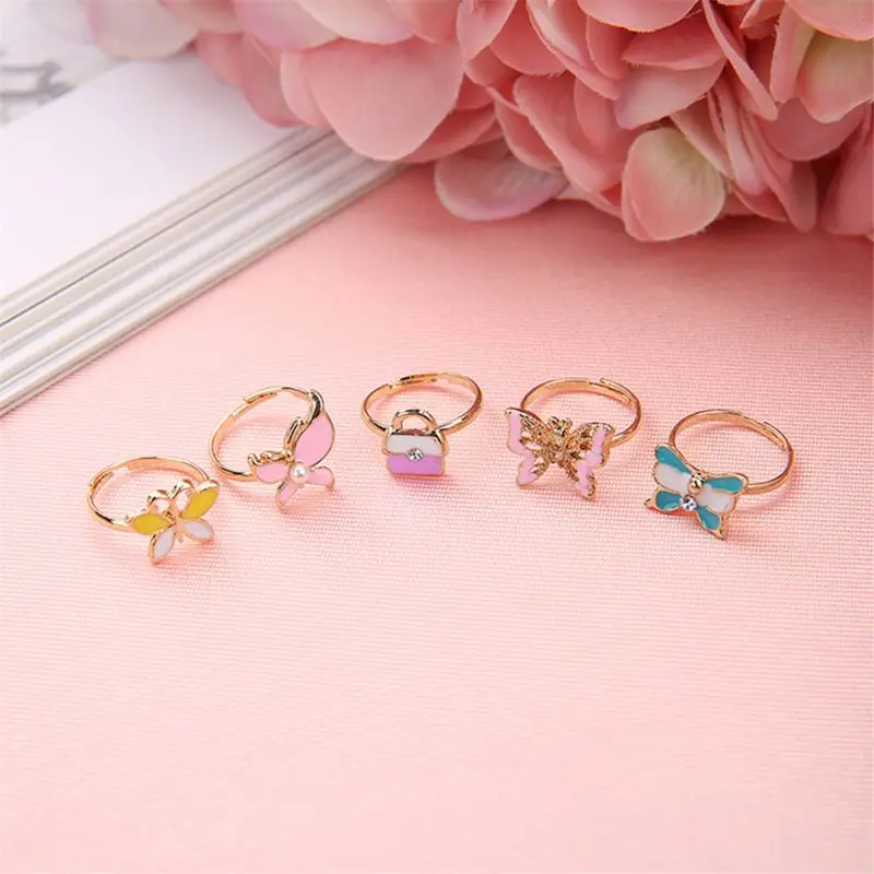 

2021 New 5pcs Fancy Adjustable Cartoon Rings Party Favors Kids Girls Action Figures Toy