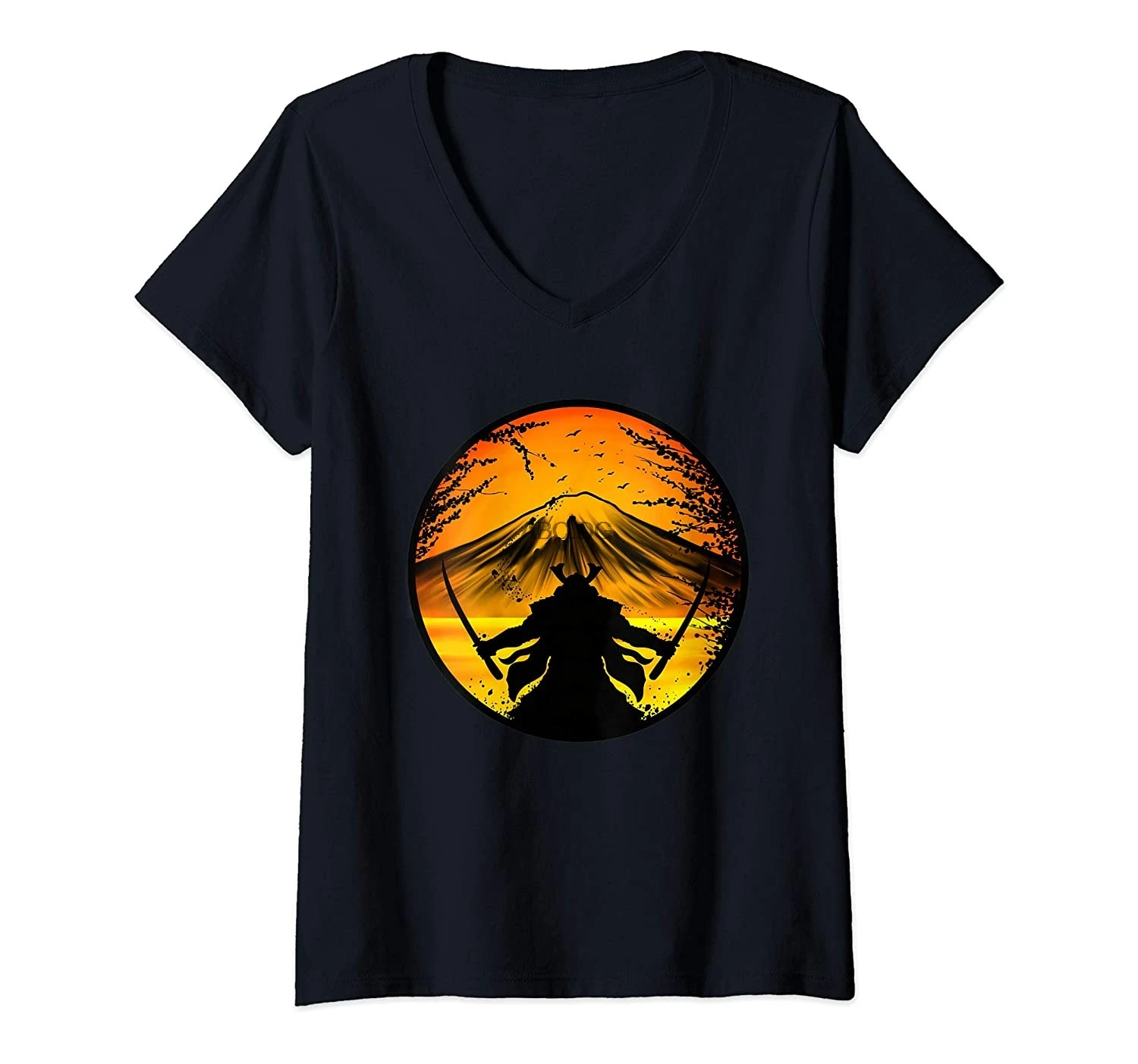 Женская футболка с V-образным вырезом и закатом самурайского воина дракона
