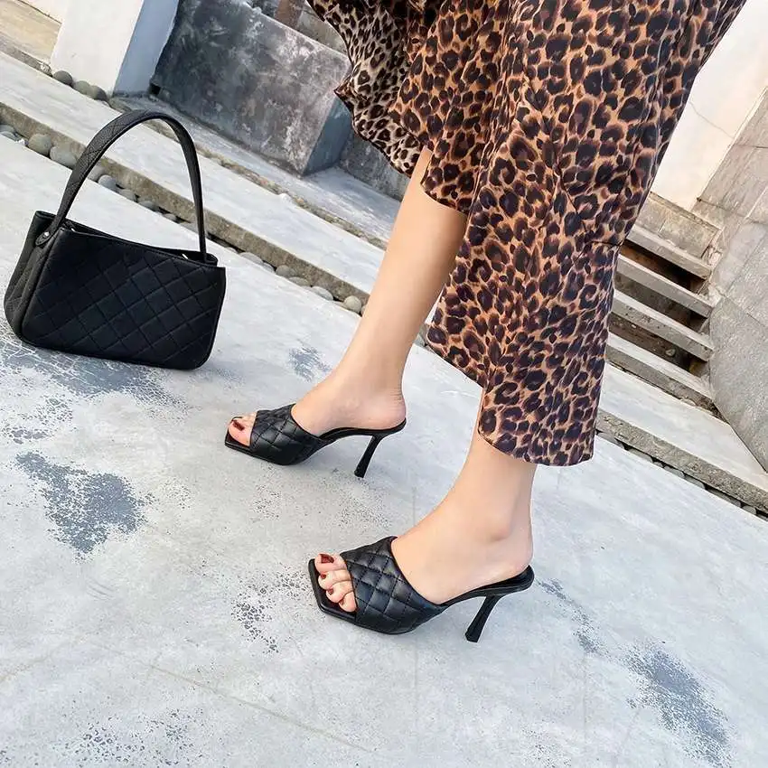 

2021 Brand Design Women slippers Elegant Square Toe Thin High Heels 9CM Slippers Summer Outdoor Beach Slides Shoes