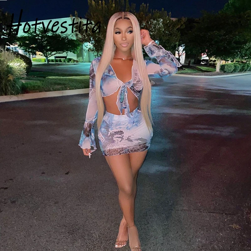 

Женский комплект из двух предметов, бандажный кроп-топ с неоновым принтом и расклешенными рукавами и мини-юбка, весна 2021