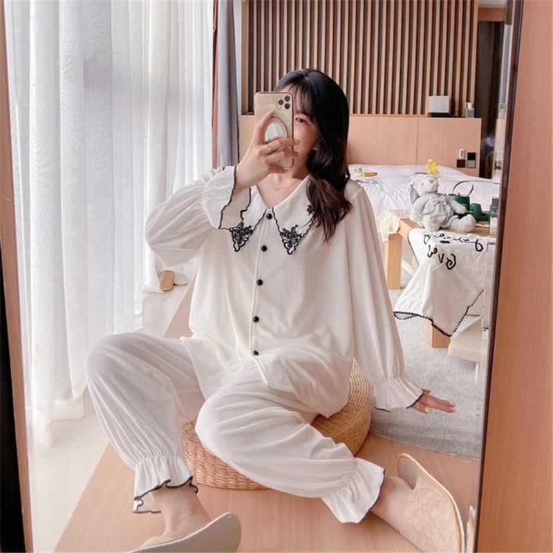 

Autumn and winter comfortable warm ladies gold velvet princess loose cardigan casual pajamas home service suit JJF0101