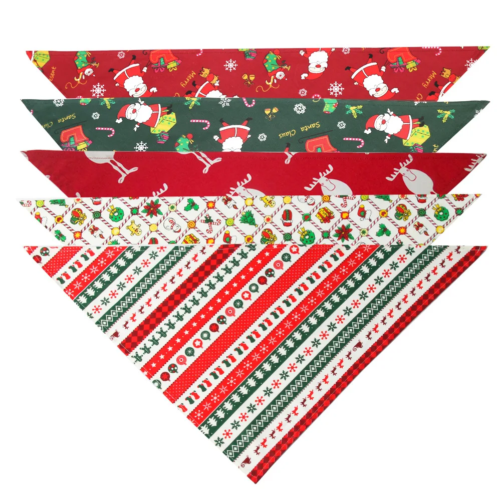 50Pcs /lot Dog Triangle Bandanas Christmas Santa Deer Print Dog Scarf Collar Neckerchief