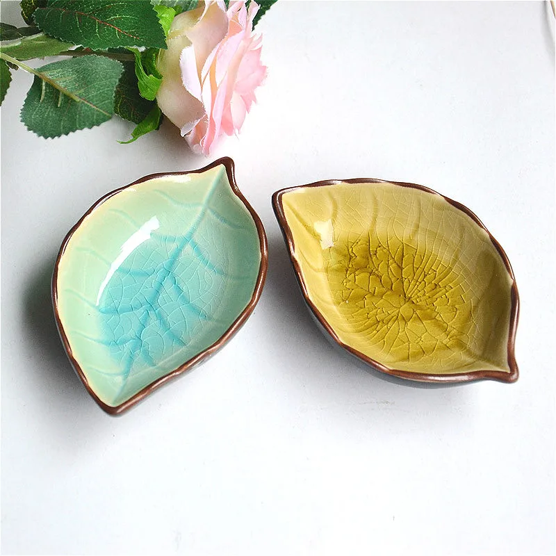 Кухонная посуда в форме листа маленькая керамическая тарелка для приправ блюдца