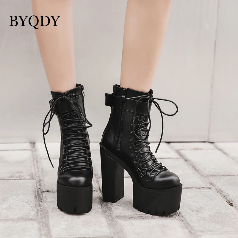 

BYQDY Autumn Women Short Boots Platform Chunky High Heel with Zipper Motorcycle Boots Female Punk Gothic Footwear Comfortable