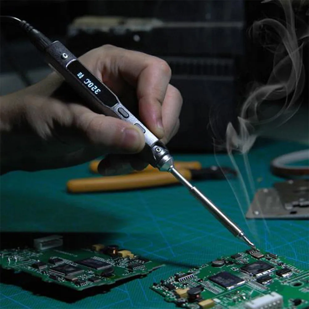 

FURONGHUA TS100 DC 12V-24V Mini Portable Digital Electric Soldering Iron Welding Kit 65W